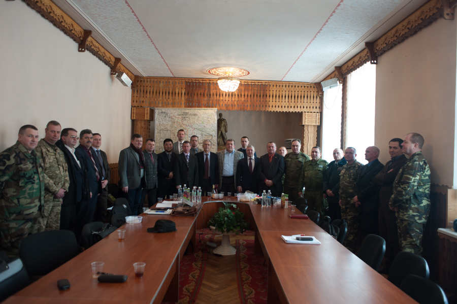 Membrii Comisiei Unificate de Control după semnarea protocolului, 13 ianuarie 2017 FOTO: Sandu Tarlev 